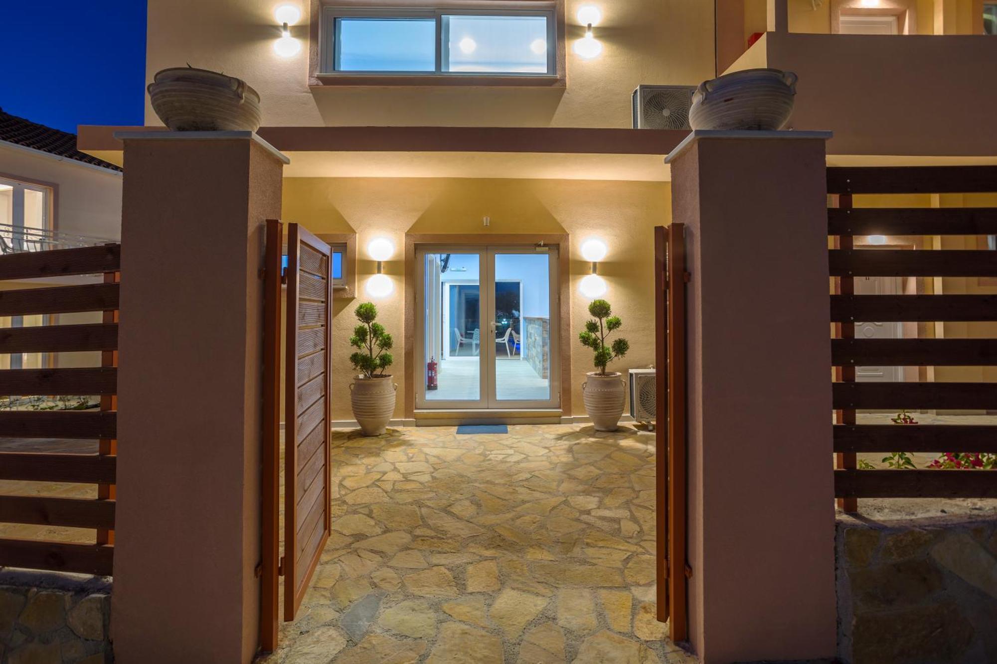 Mary Elen Boutique Hotel Аргаси Экстерьер фото