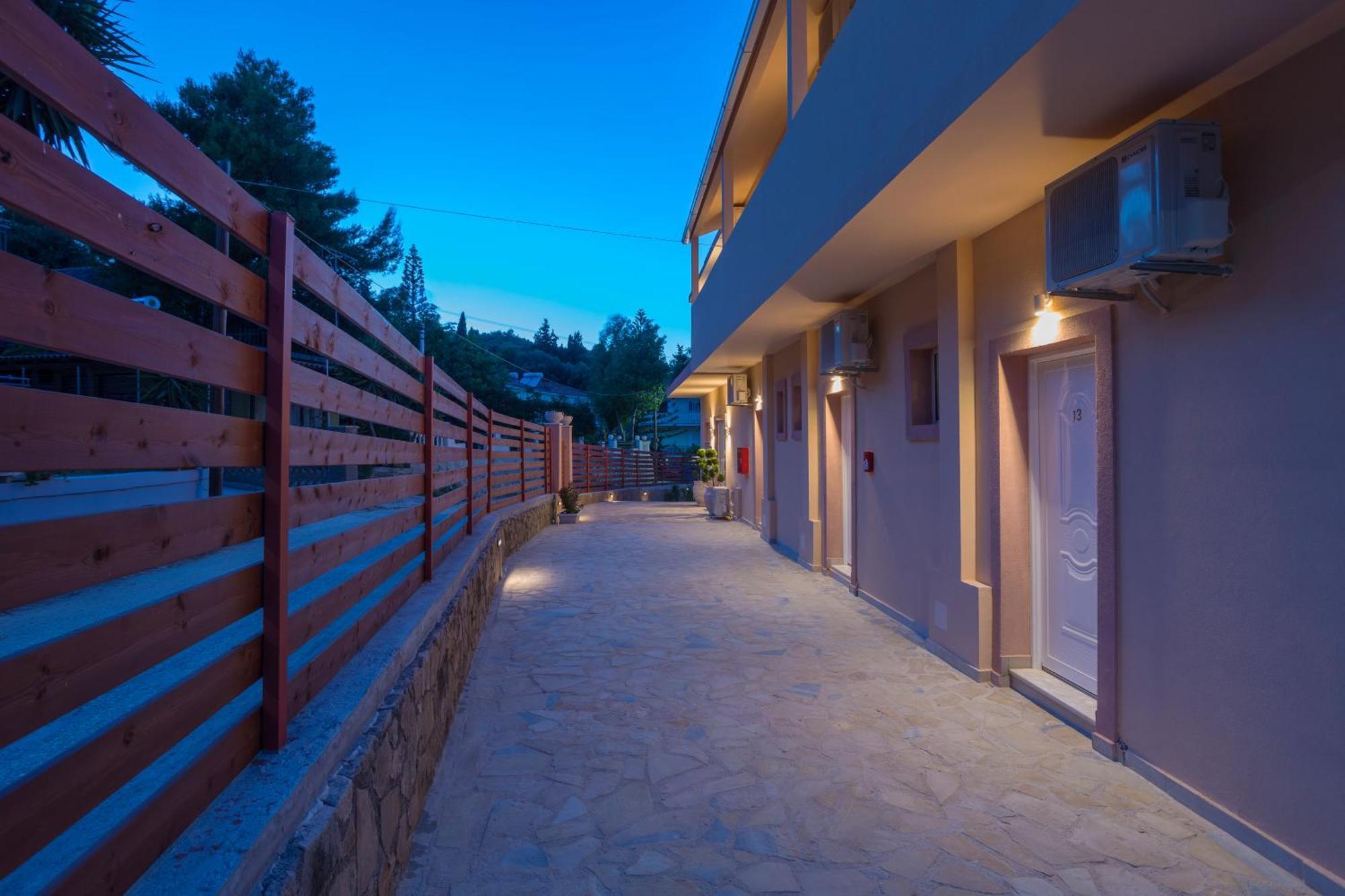 Mary Elen Boutique Hotel Аргаси Экстерьер фото